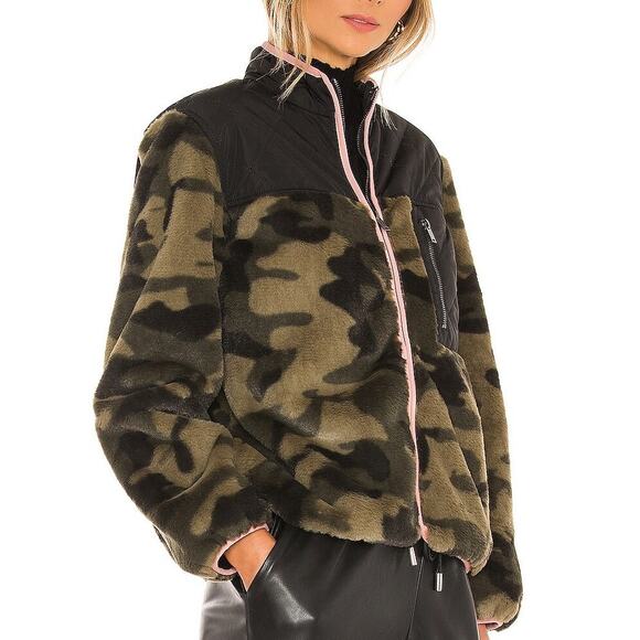 Rails Jackets & Blazers - Rails Wesley Green Black Camo Soft Faux Fur Zipper Jacket Pockets Revolve